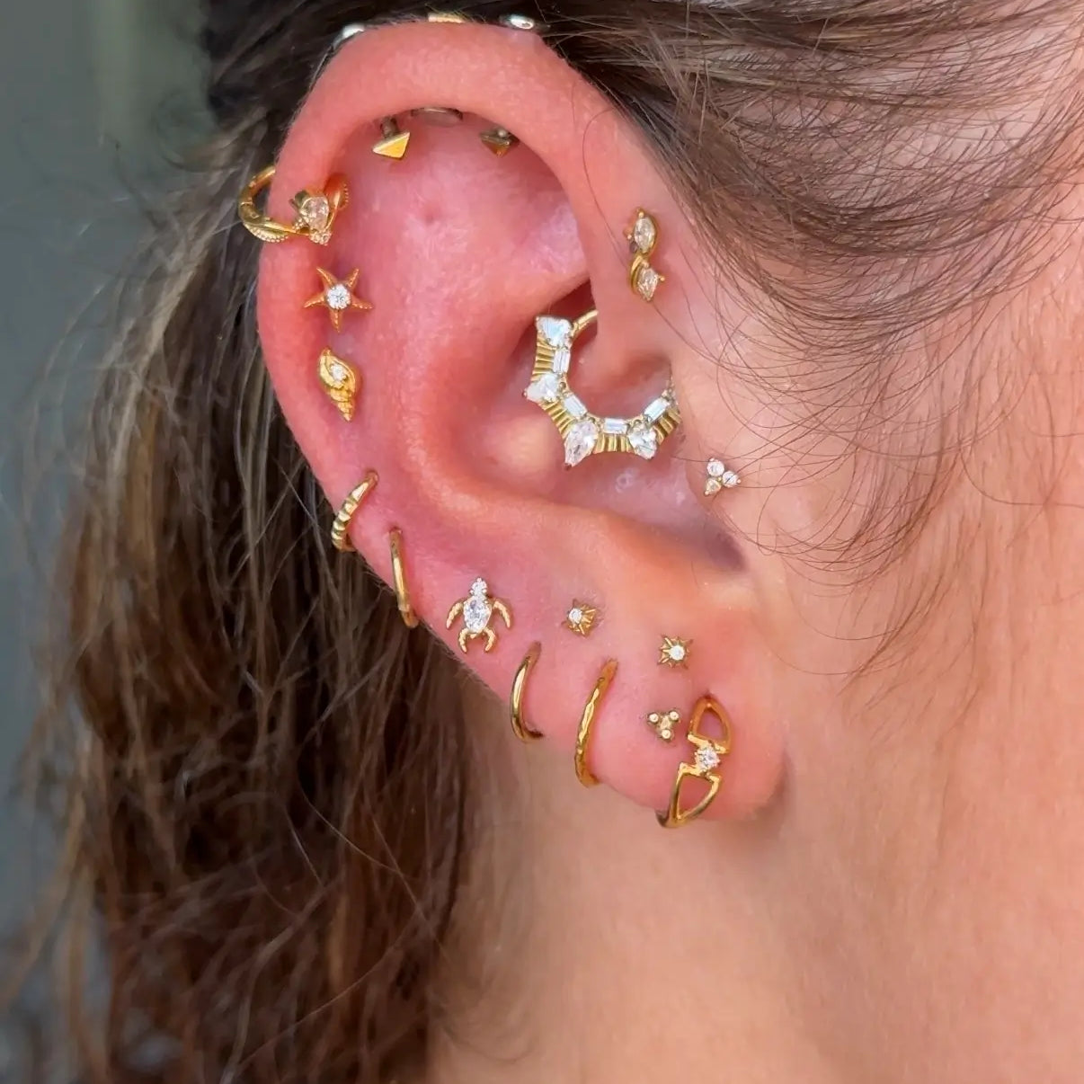 LOOK_BROOKE_EAR_STACK_01