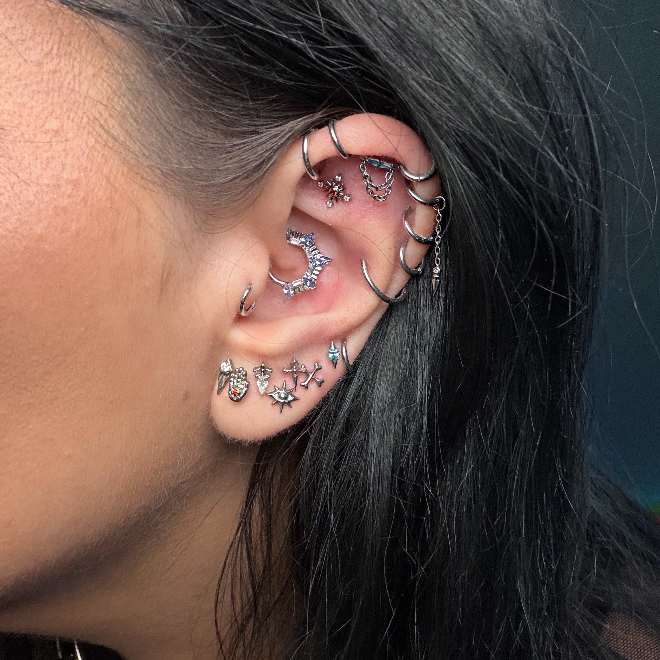 LOOK_christystarmua_EAR_STACK_01