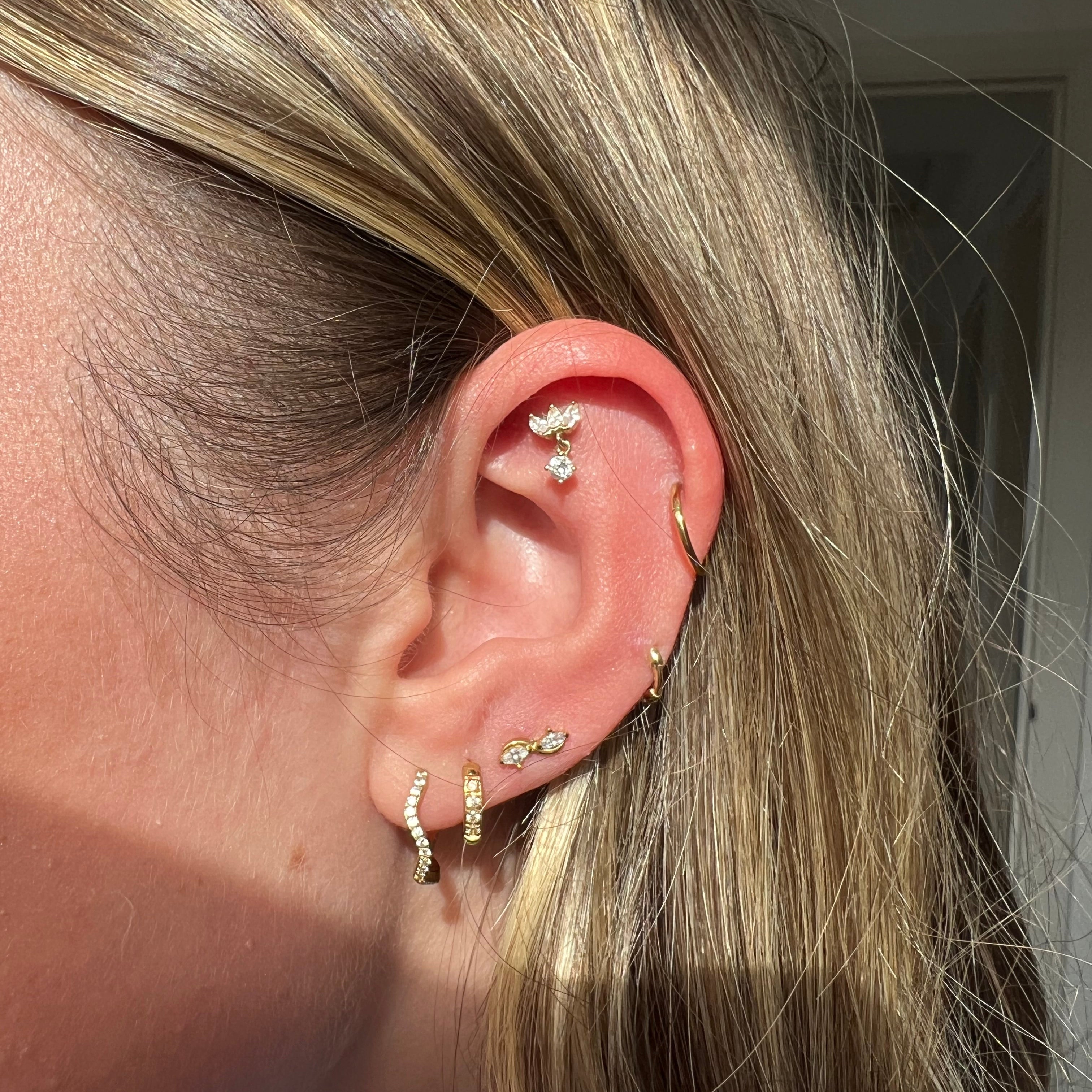 LOOK_Holly_Ash_EAR_STACK_01