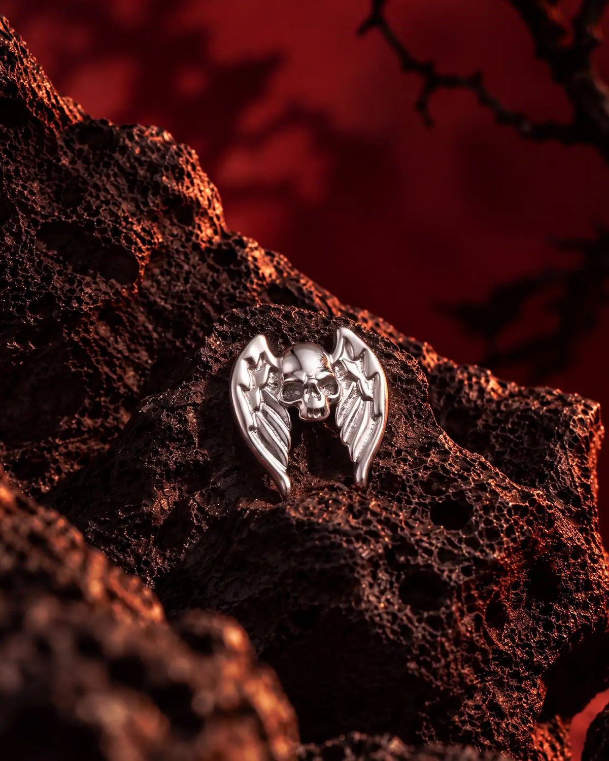 Pendiente plano Vesperwing con calavera
