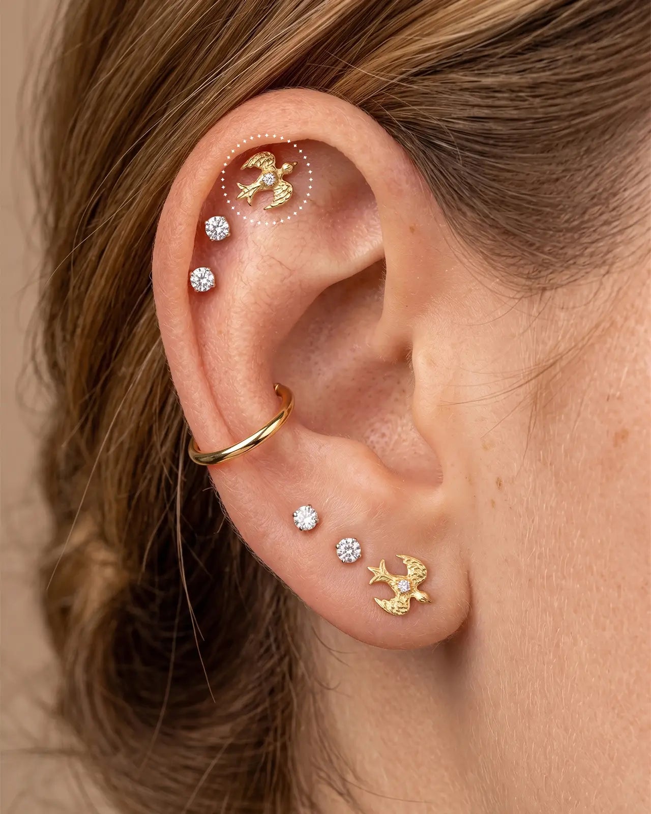 Crimson Winged Bird Flatback Stud