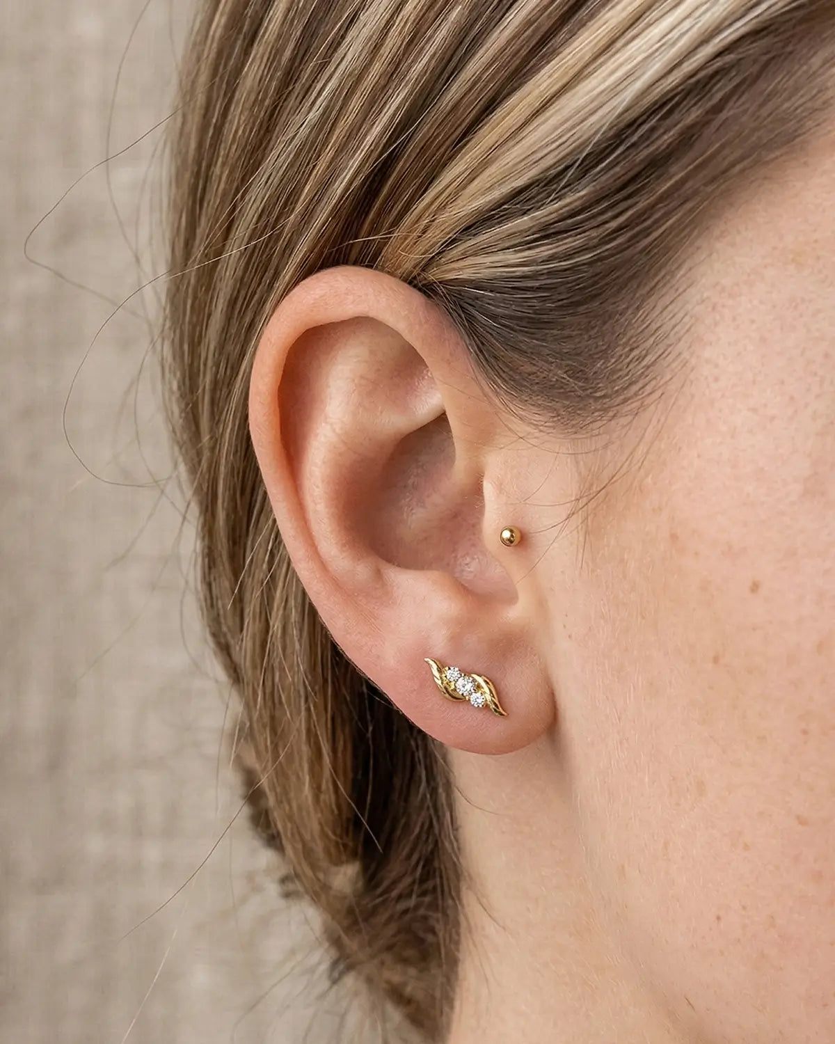 Flowing Flame Leaf Flatback Stud