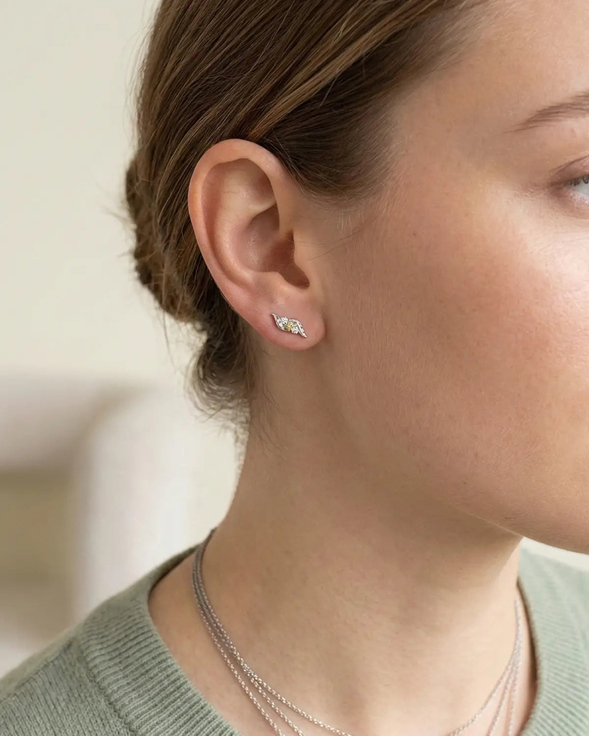 Flowing Flame Leaf Flatback Stud