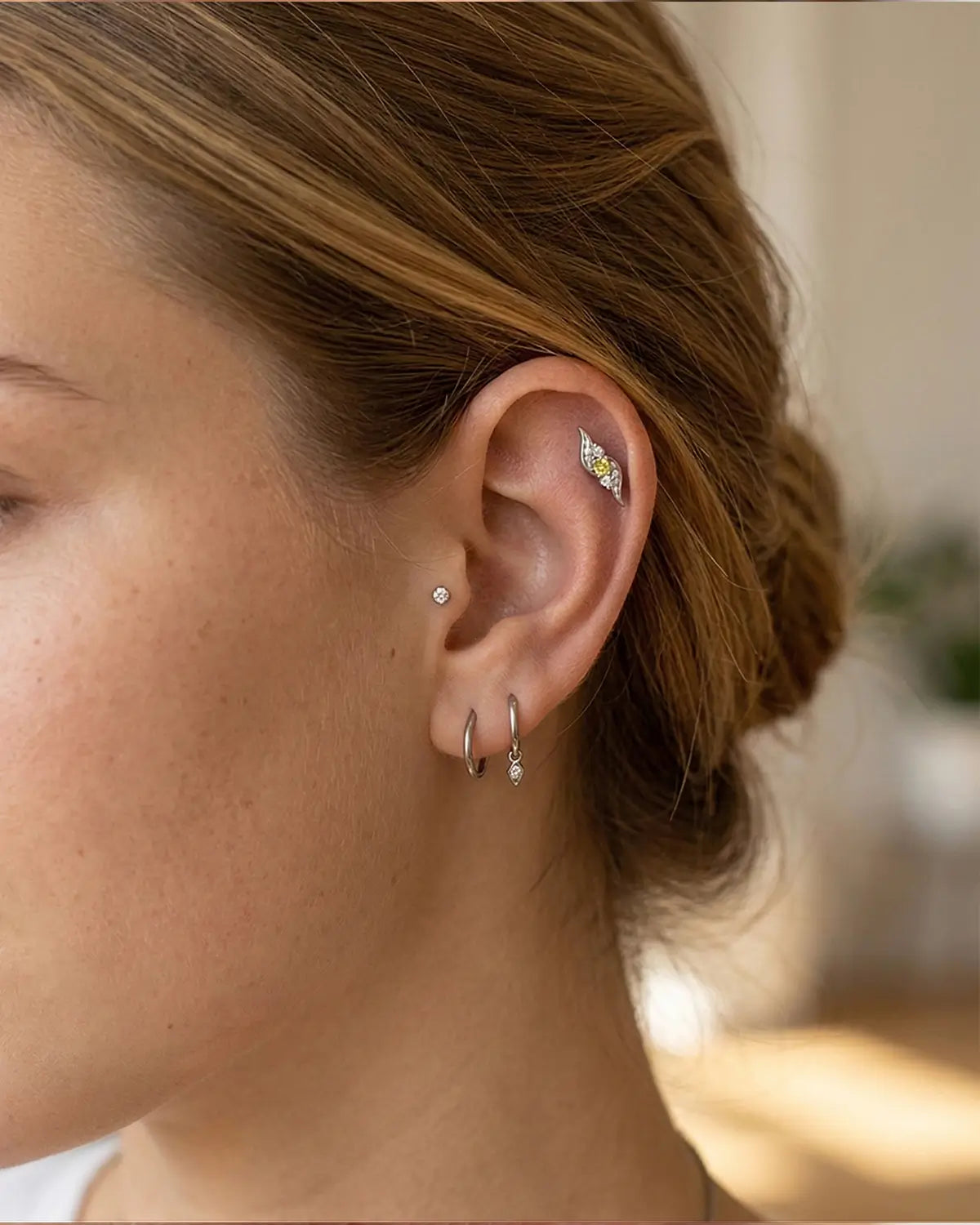 Flowing Flame Leaf Flatback Stud