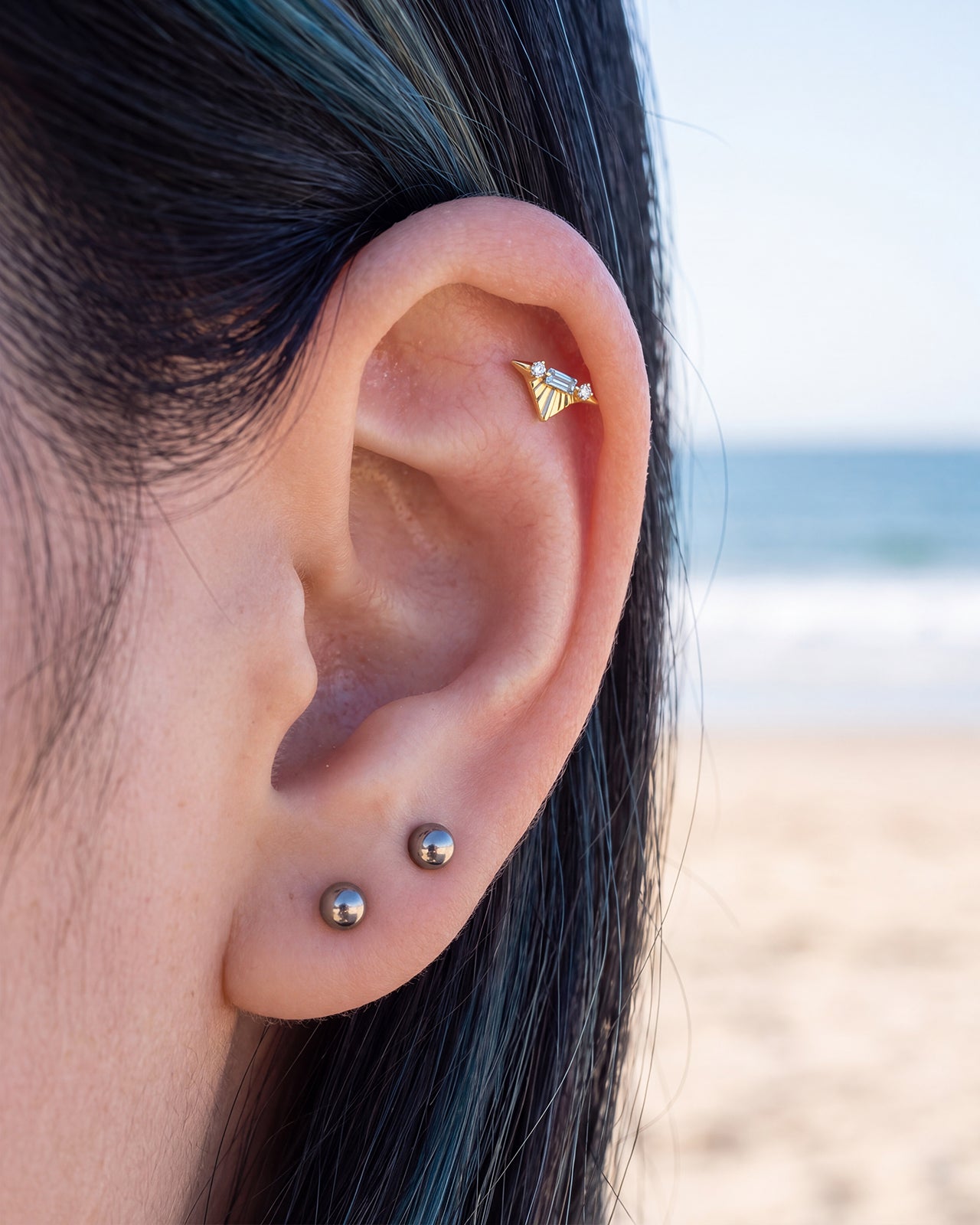 Tidal Crest Flatback Stud