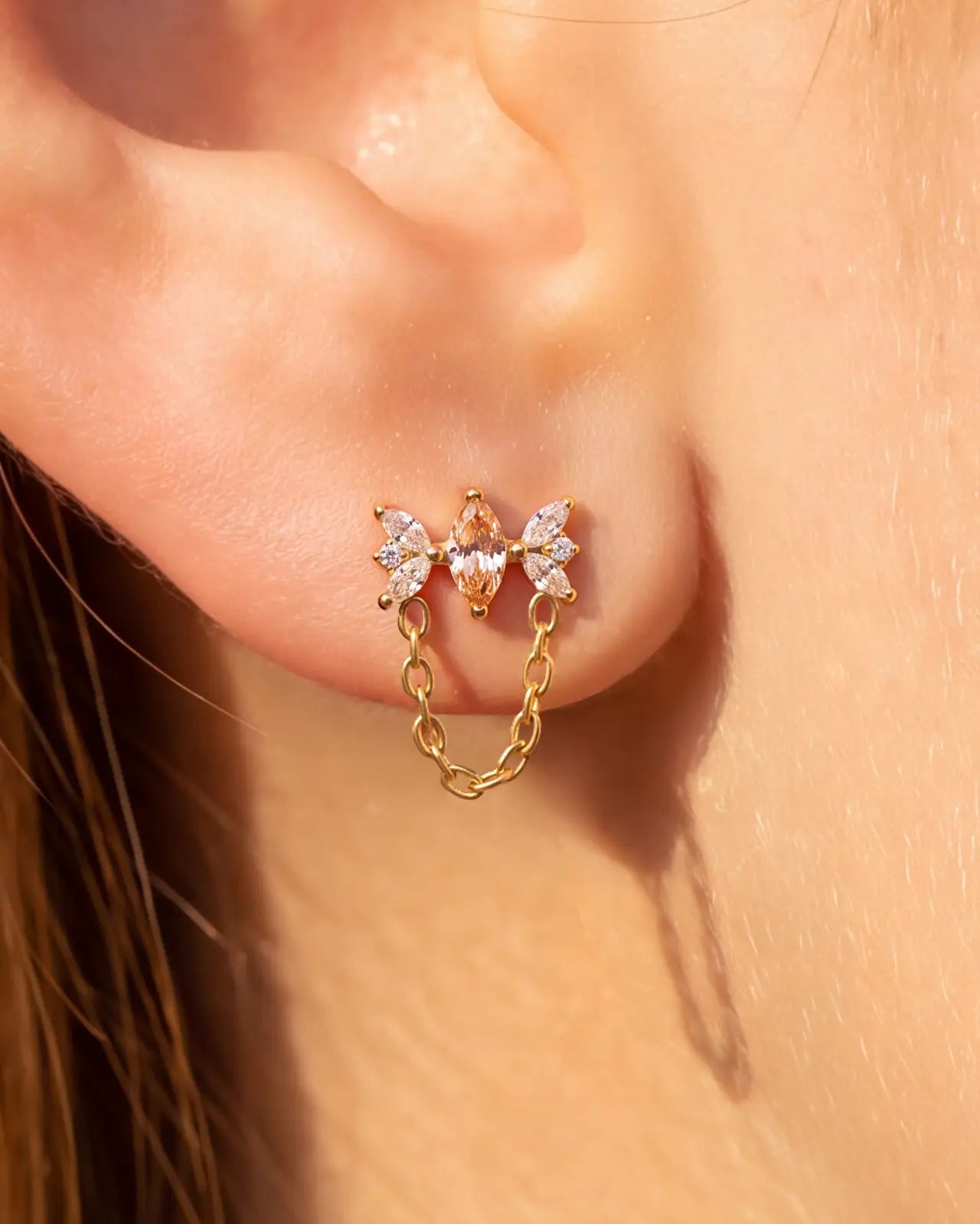 Winged Marquise Chain Flatback Stud