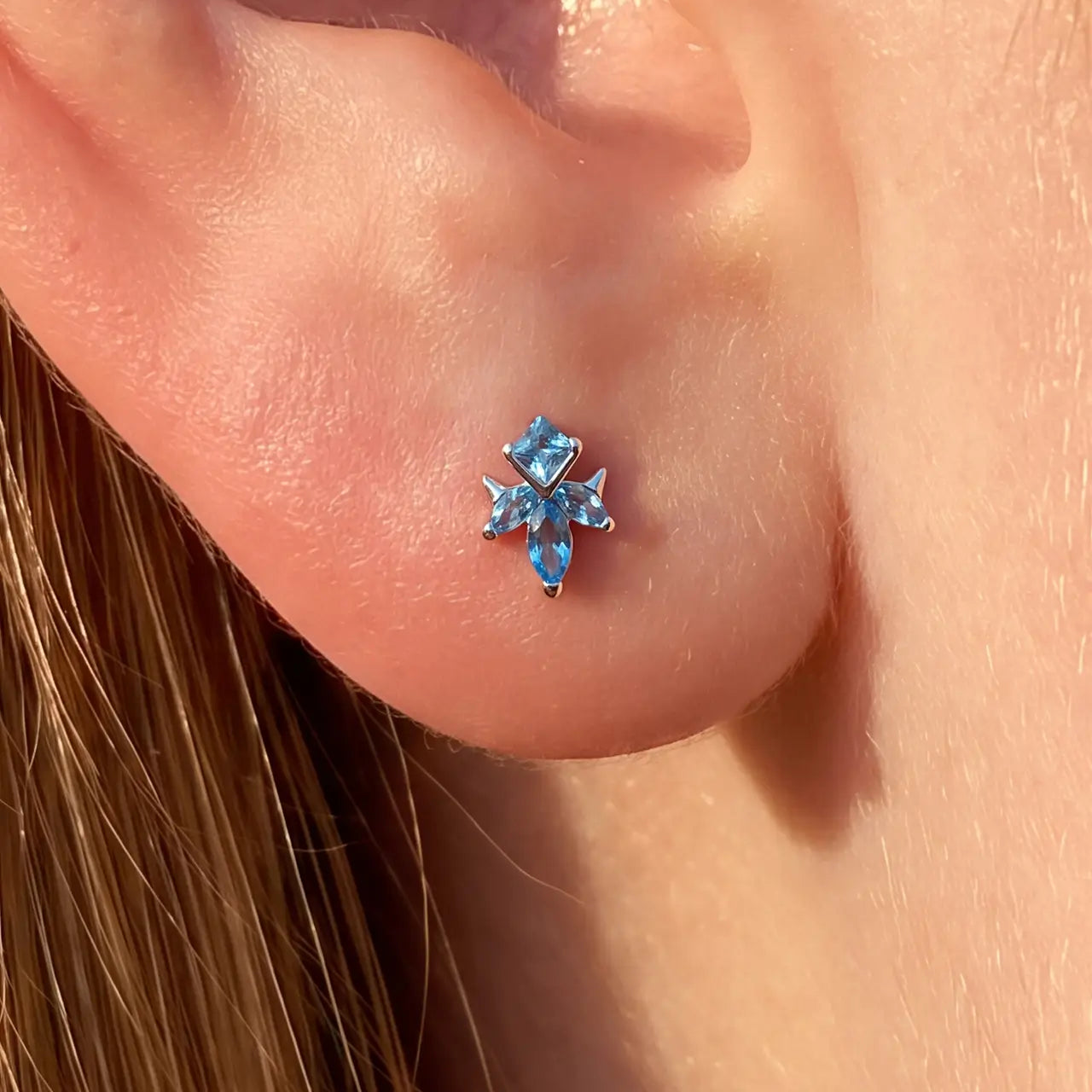 Marquise Leaf Cluster Flatback Stud