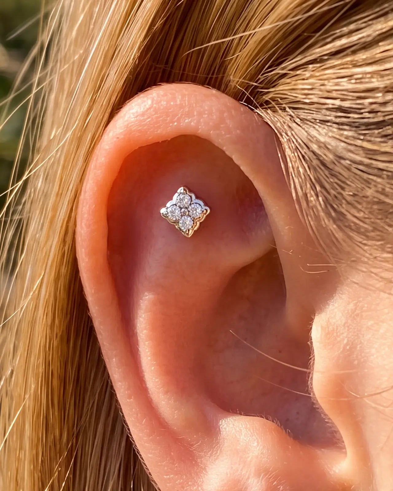Ornate Scalloped Cross Flatback Stud