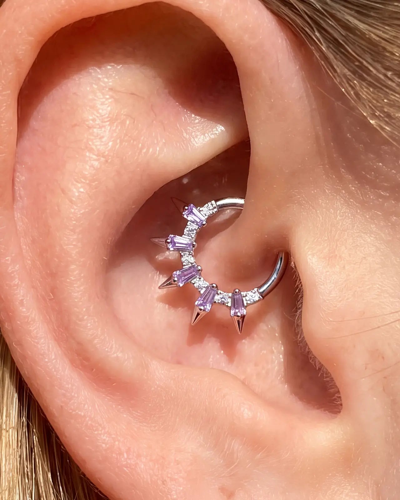 Zircon Spike Fringe Clicker