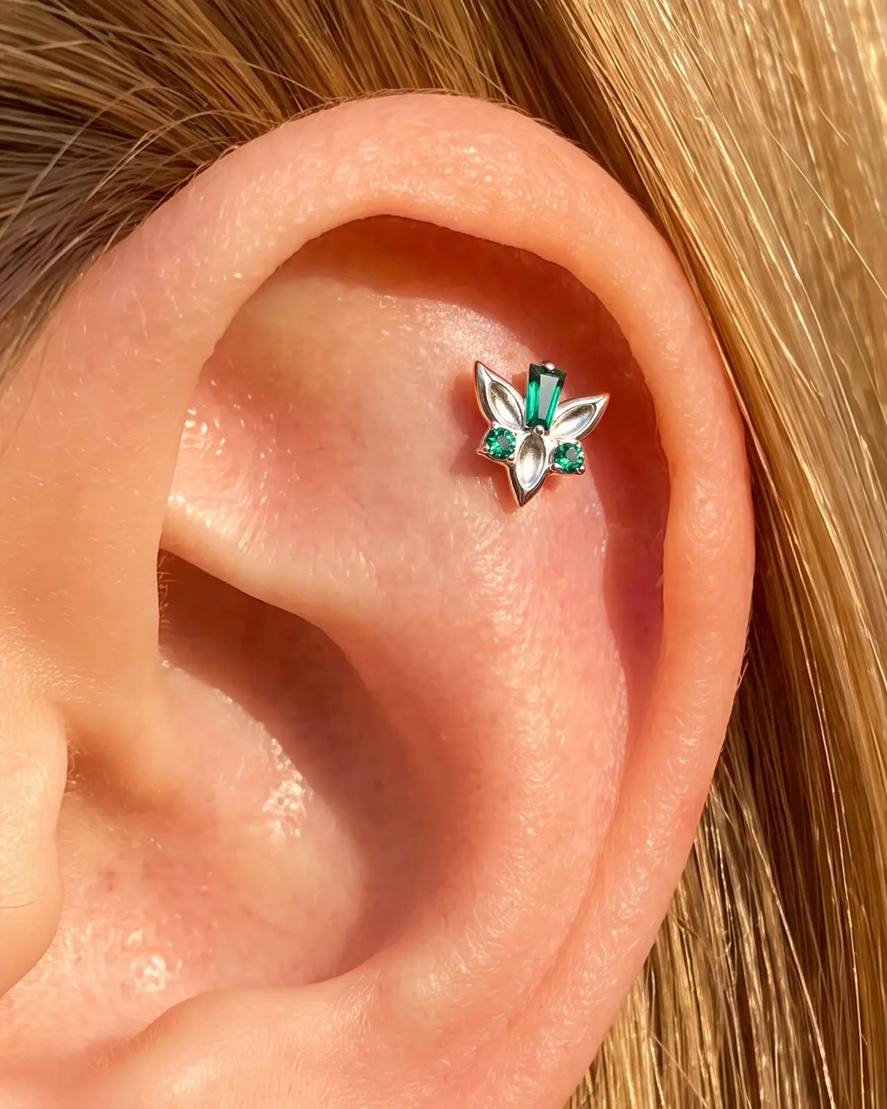 Emerald Fox Flatback Stud