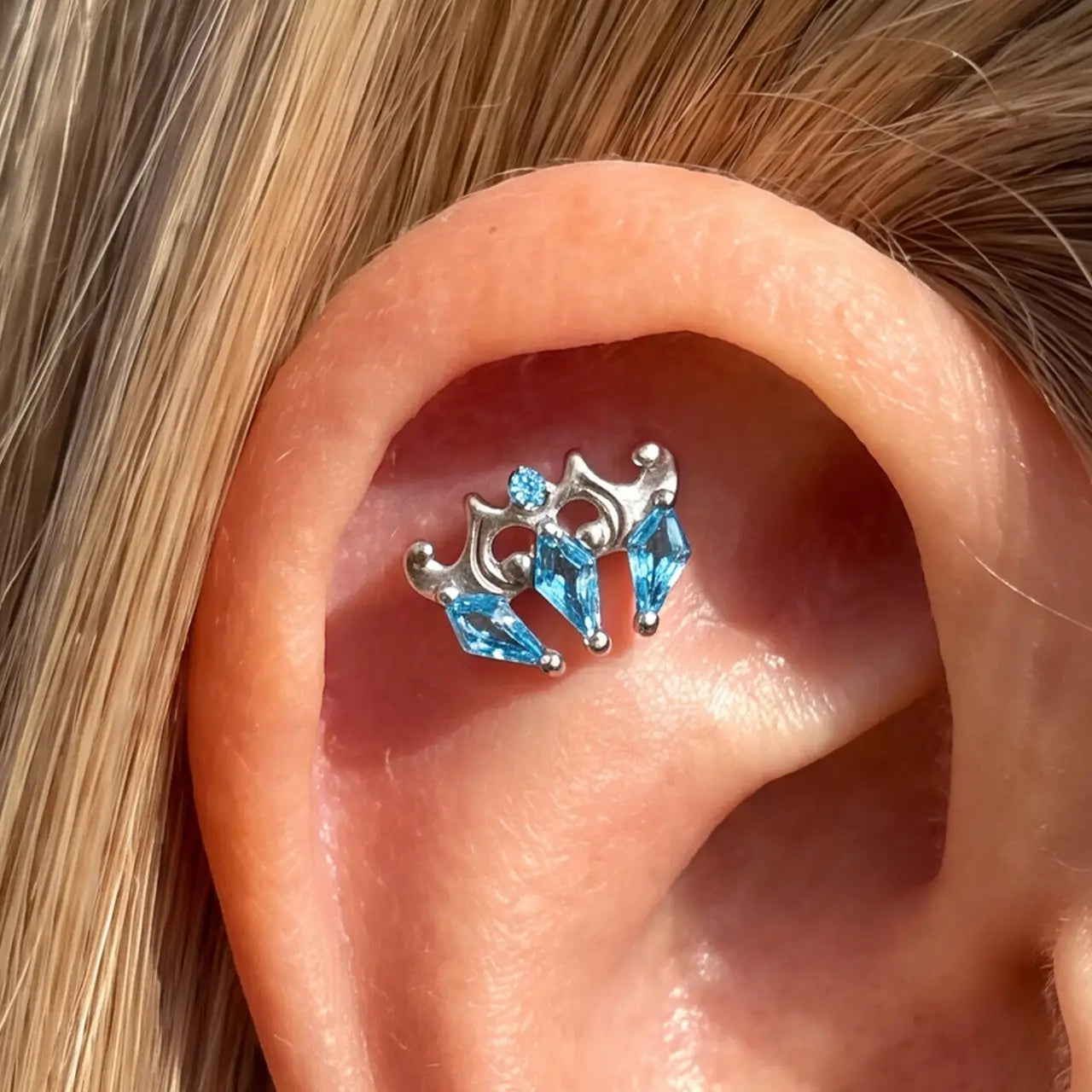 Ocean Crown Flatback Stud