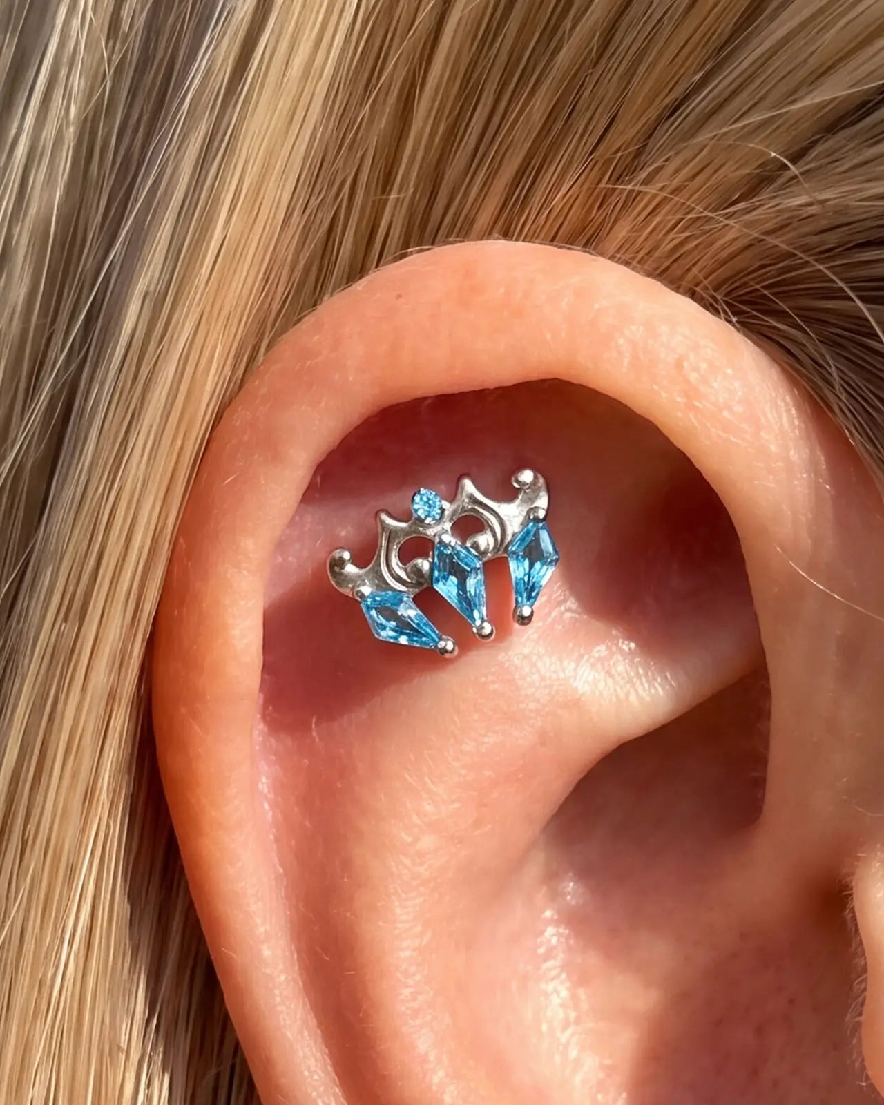 Ocean Crown Flatback Stud