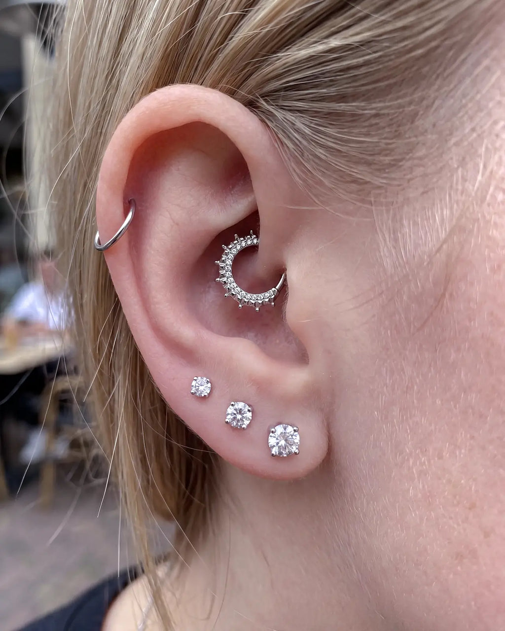 Milgrain Pavé Halo Clicker