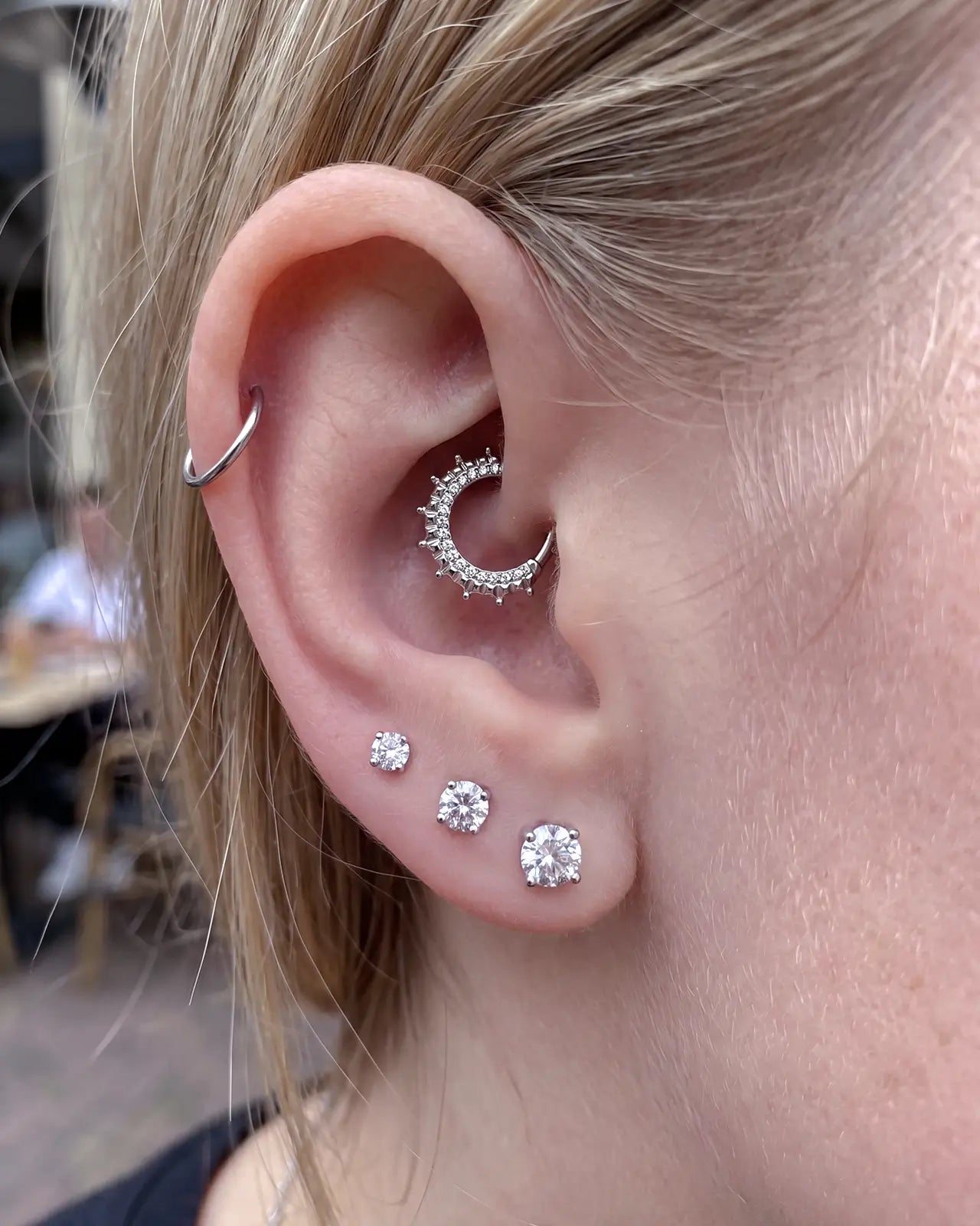 Milgrain Pavé Halo Clicker