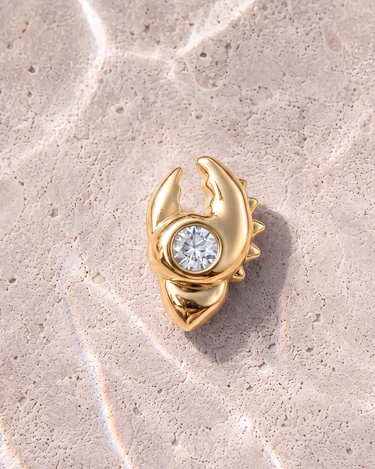 Tidal Claw Flatback Stud