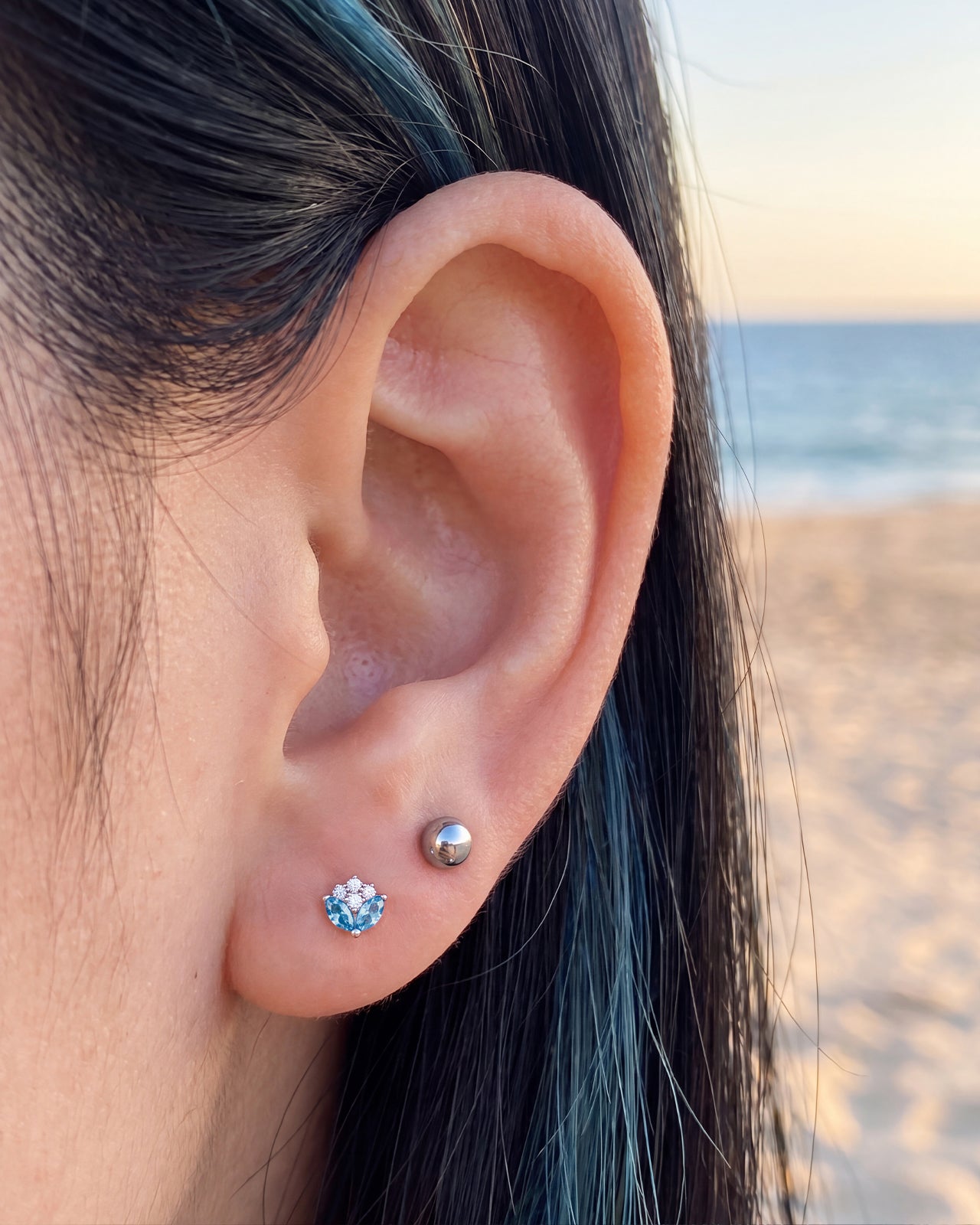 Serenelle Lotus Marquise Flatback Stud