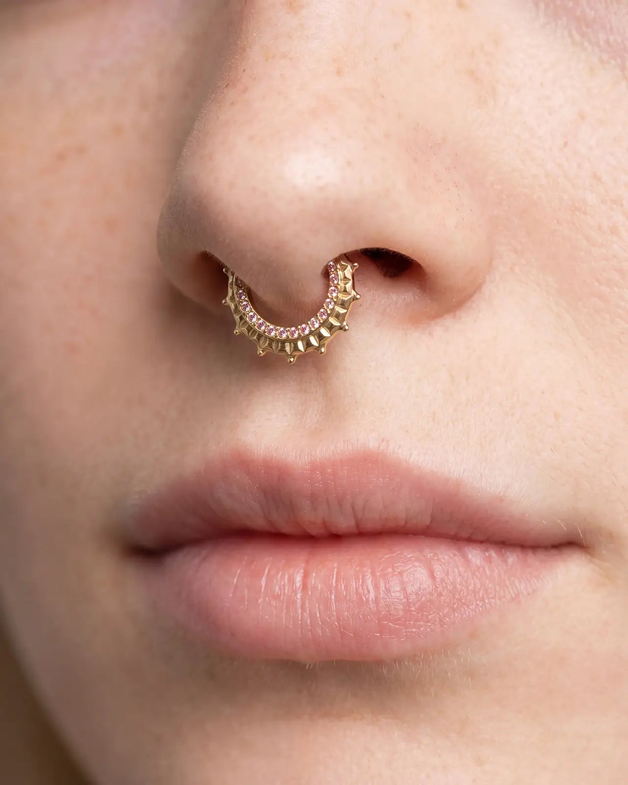 Milgrain Pavé Halo Clicker
