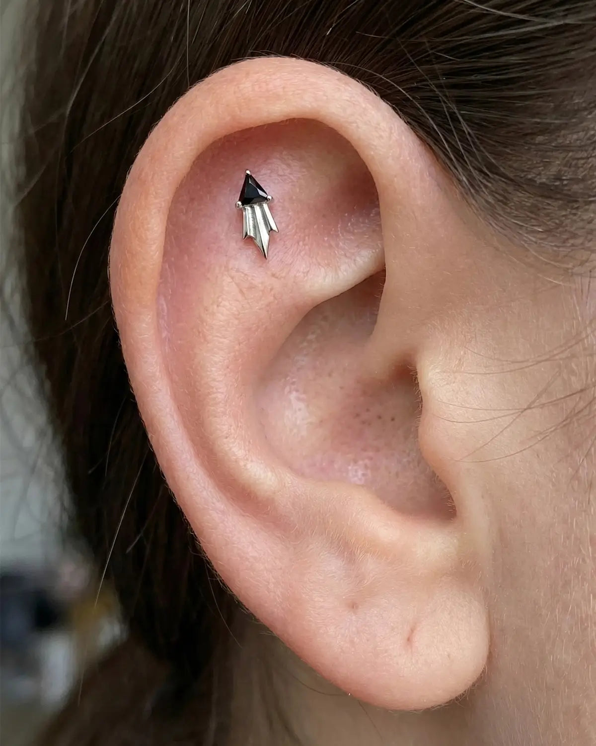 Arrowleaf Blossom Flatback Stud