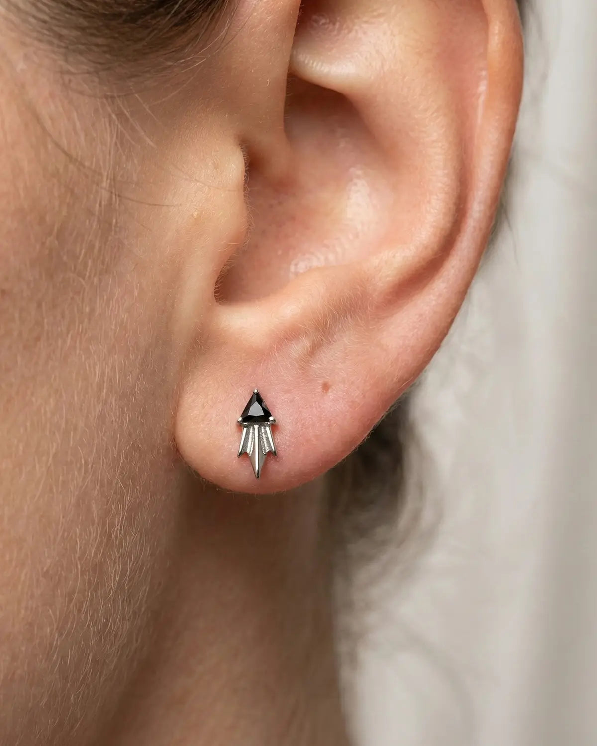 Arete plano de flor de punta de flecha