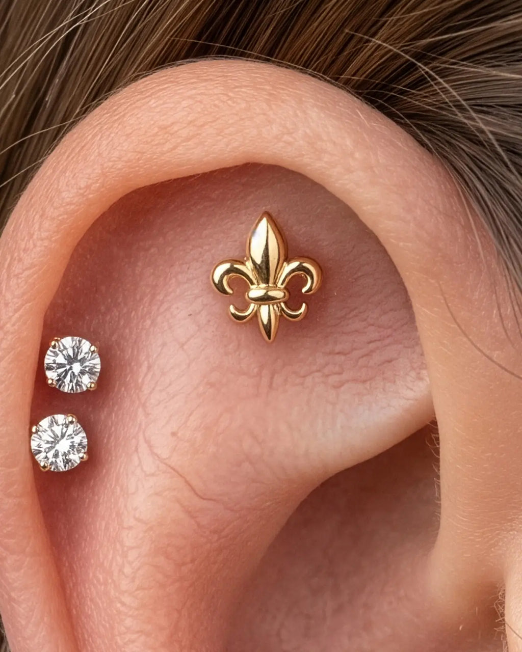 Heraldische Fleur-de-Lis Flatback-Ohrstecker