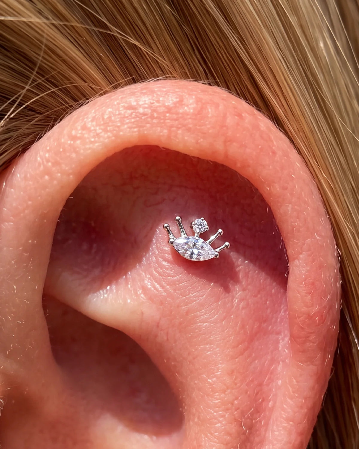 Dream Gaze Flatback Stud Silver Crystal Clear - flat piercing styling
