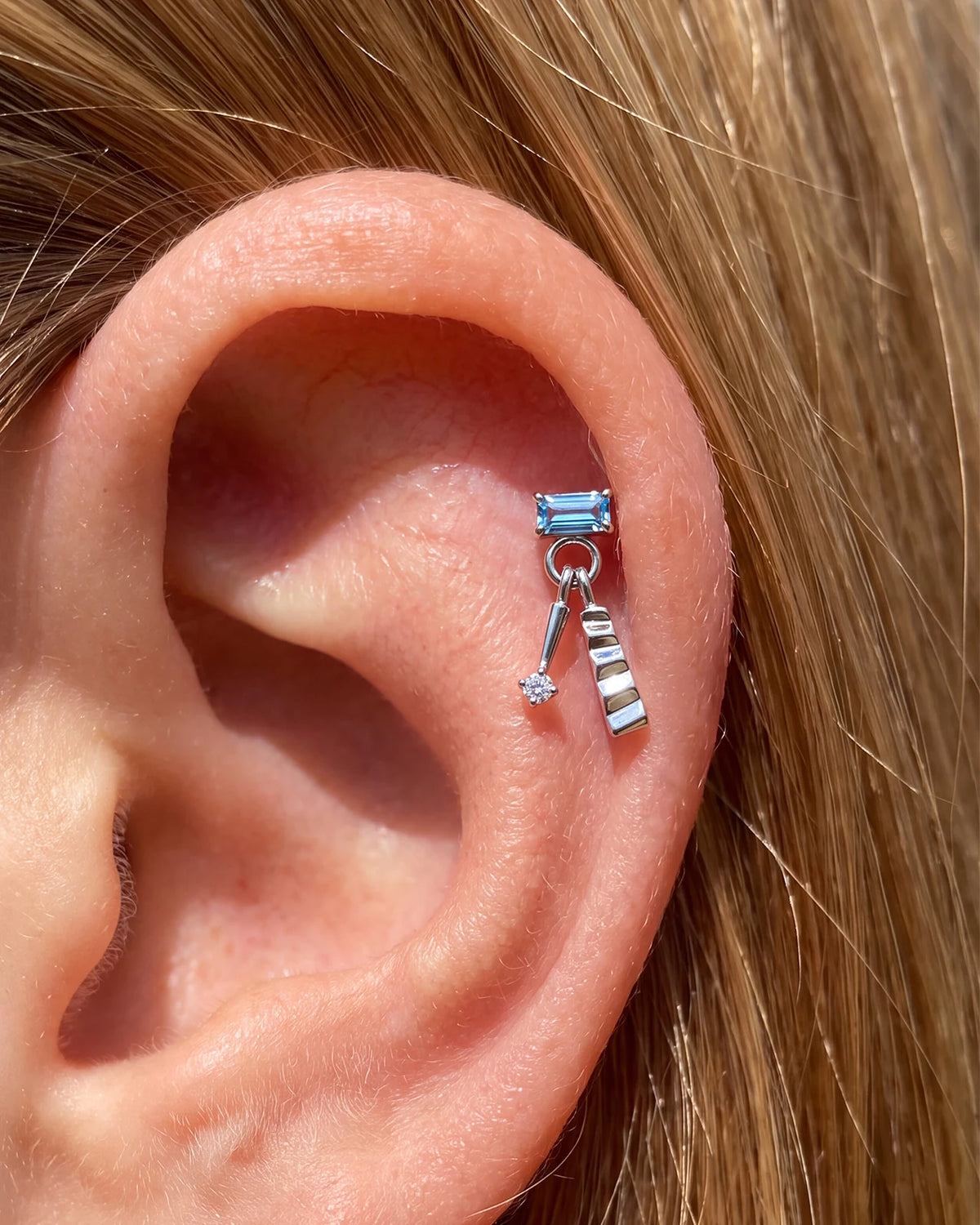 Prism Sway Flatback Stud in Silver Ocean Mist, helix styling