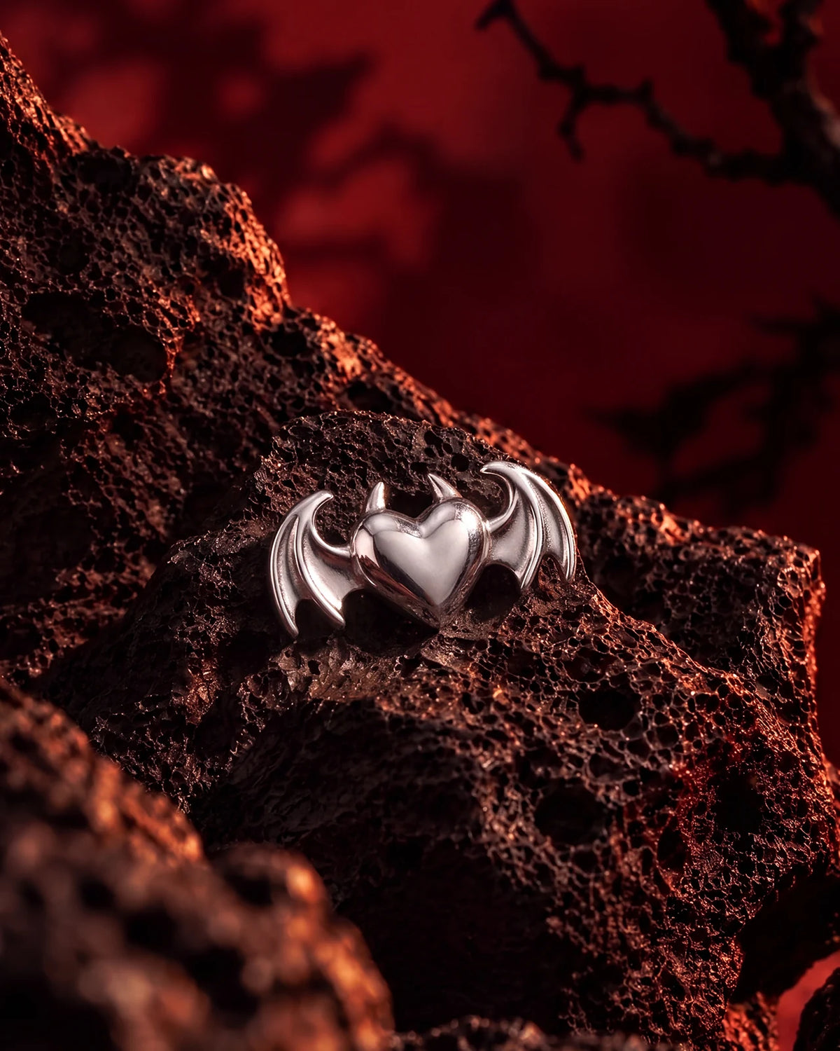 Wicked Sweetheart Flatback Stud in silver tone - Halloween styling