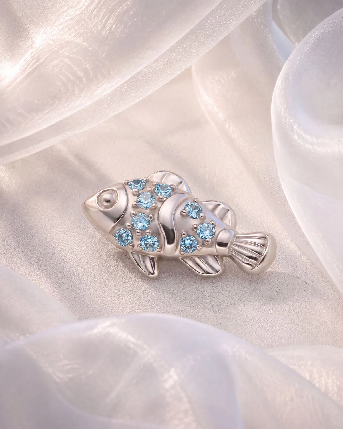 Coral Clownfish Flatback Stud - Silver Ocean Mist - CS-KSD-0279-TI-G-HL - 03