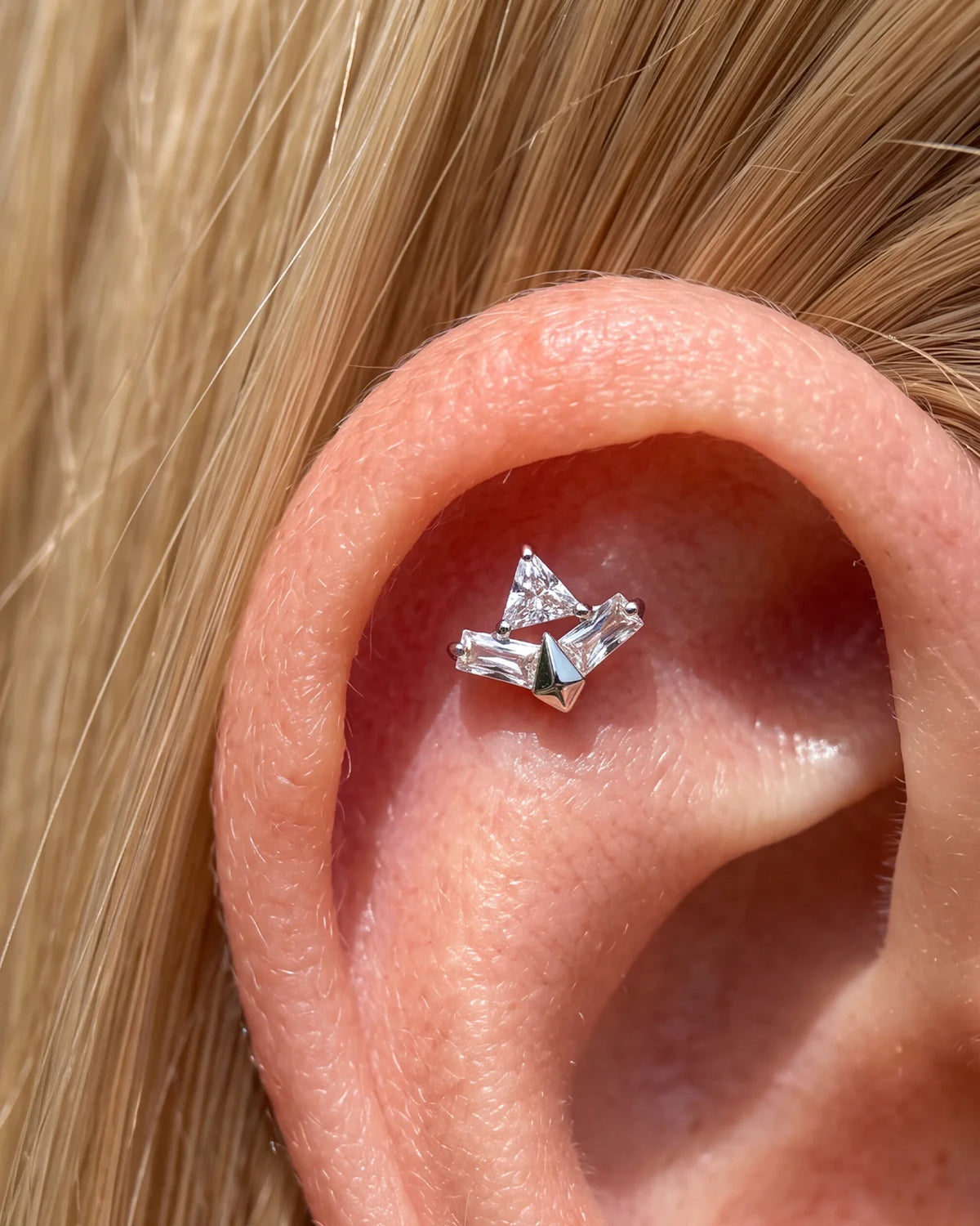 Apex Prism Flatback Stud Silver Crystal Clear - Image 4