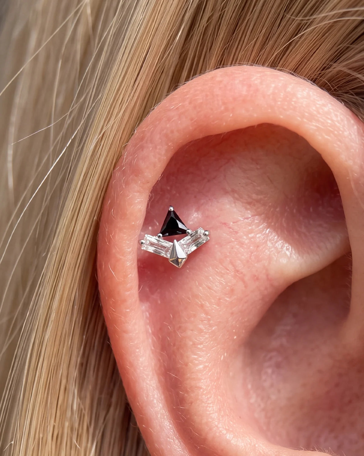 Apex Prism Flatback Stud Silver Onyx Black - Image 4