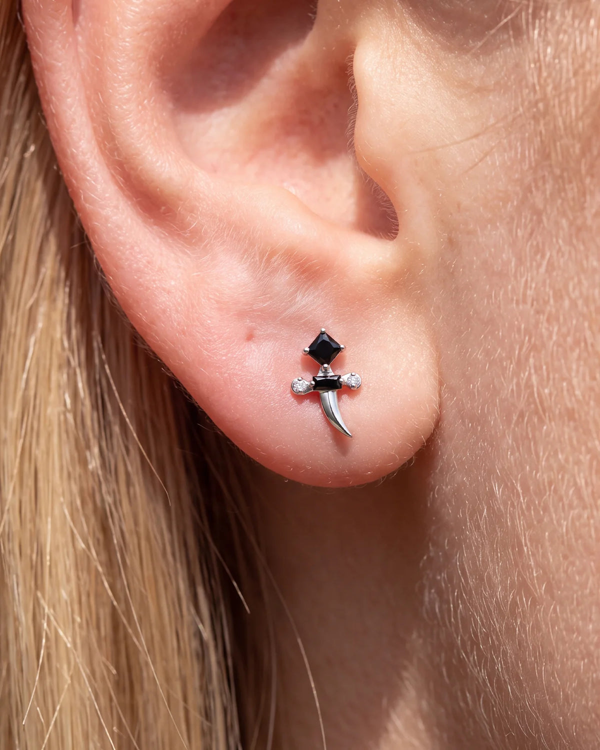 Regal Dagger Flatback Stud - Silver Onyx Black - Image 3