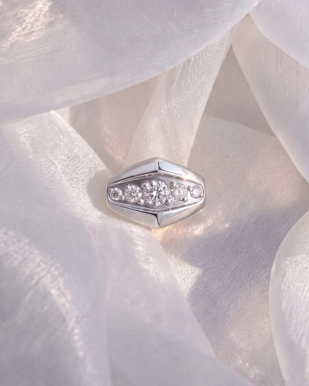 Luminous Gaze Flatback Stud Silver - Image 2