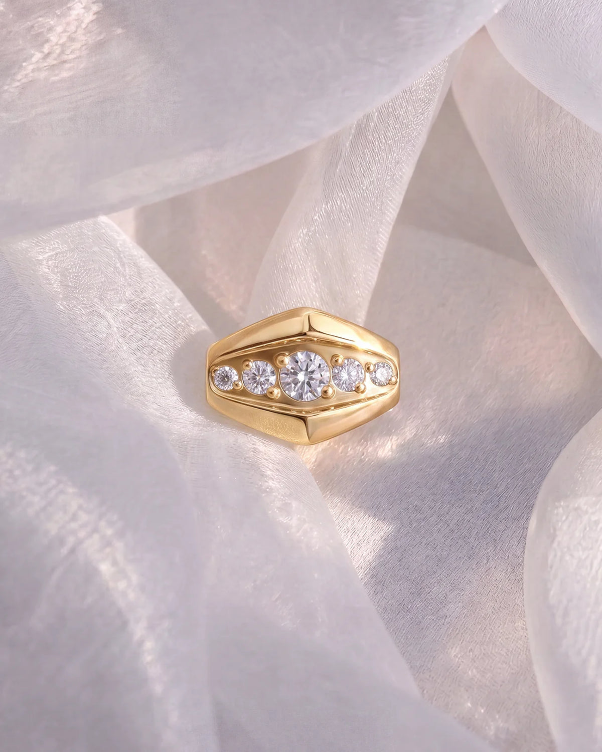 Luminous Gaze Flatback Stud Gold - Image 2