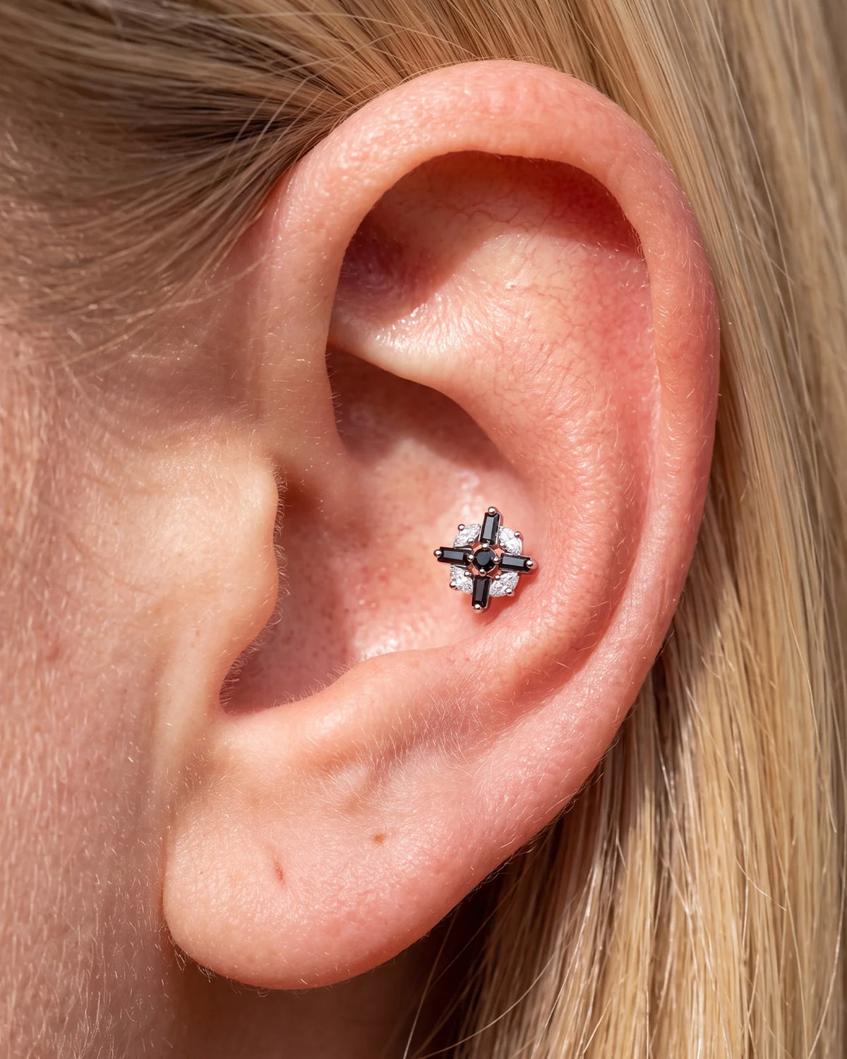 Crossburst Halo Flatback Stud Silver Onyx Black - Image 3