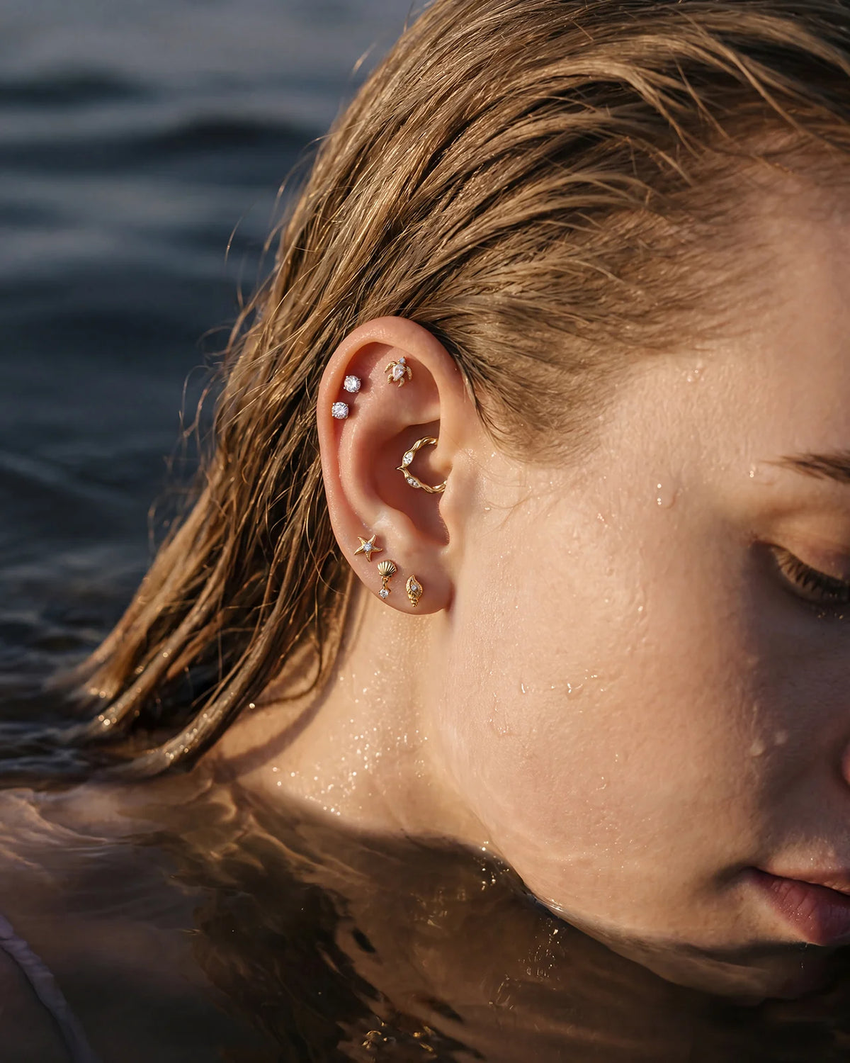 Tidal Spiral Shell Flatback Stud Gold Crystal Clear - Image 7