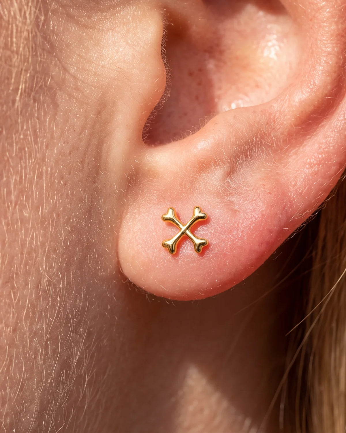 Crossbones Flatback Stud - Gold - image 3