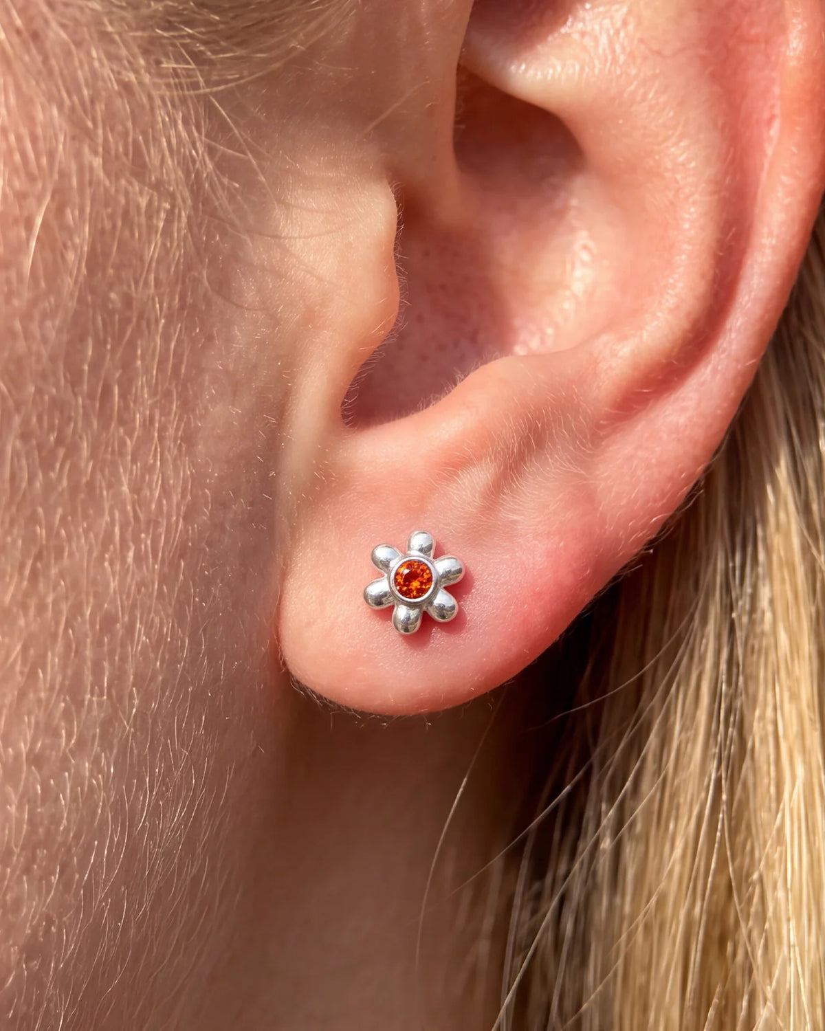 Petal Pop Flatback Stud - Silver Garnet Red - lobe styling