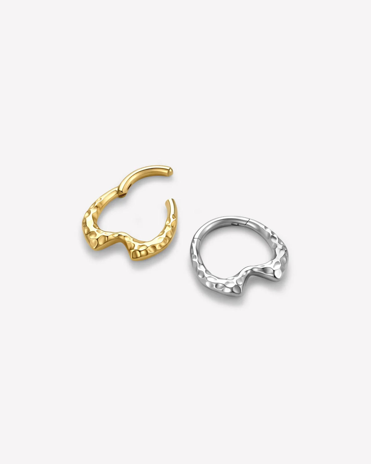 Molten Tide Clicker Ring Gold product detail