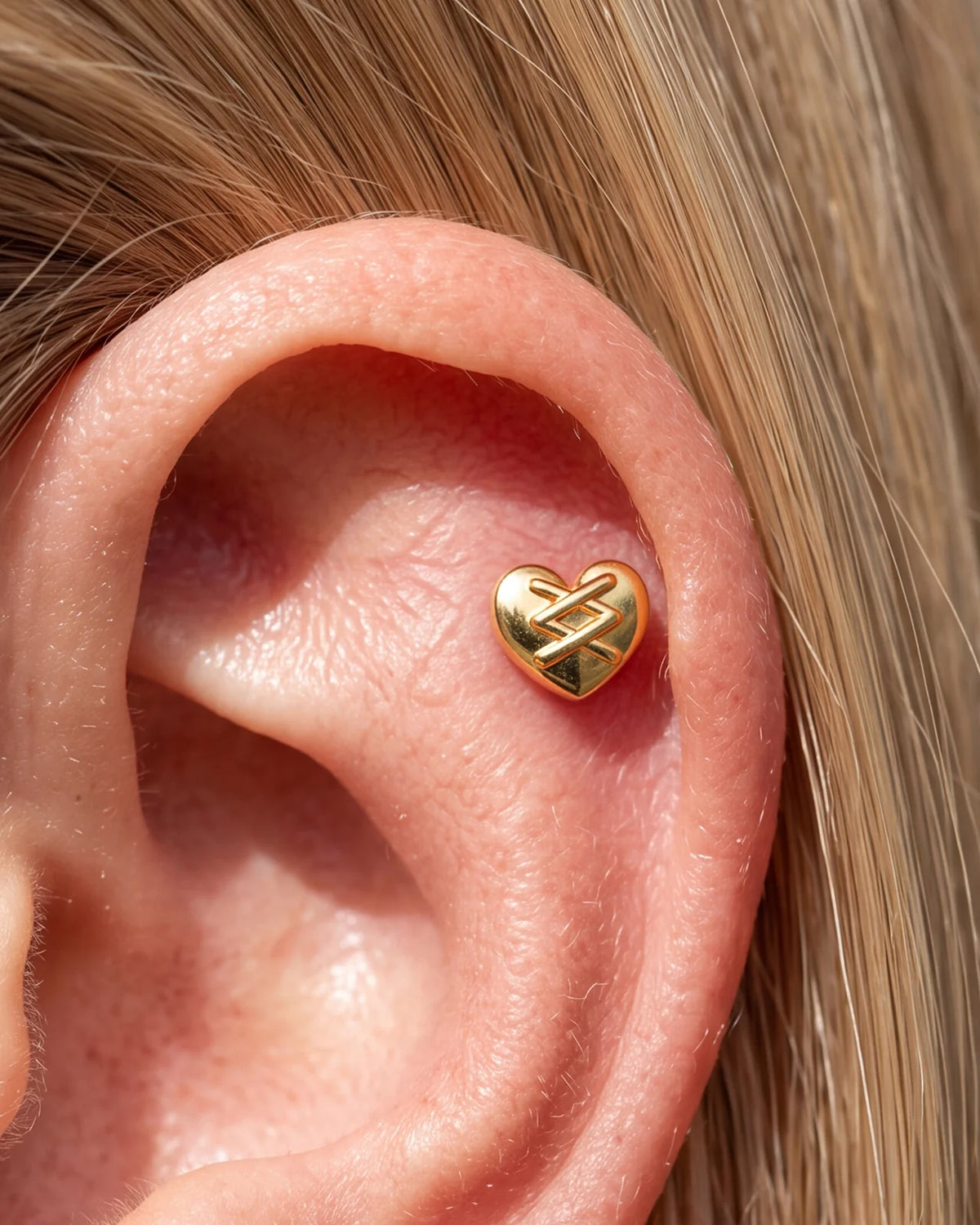 Heart Remix Flatback Stud in gold tone, flat styling